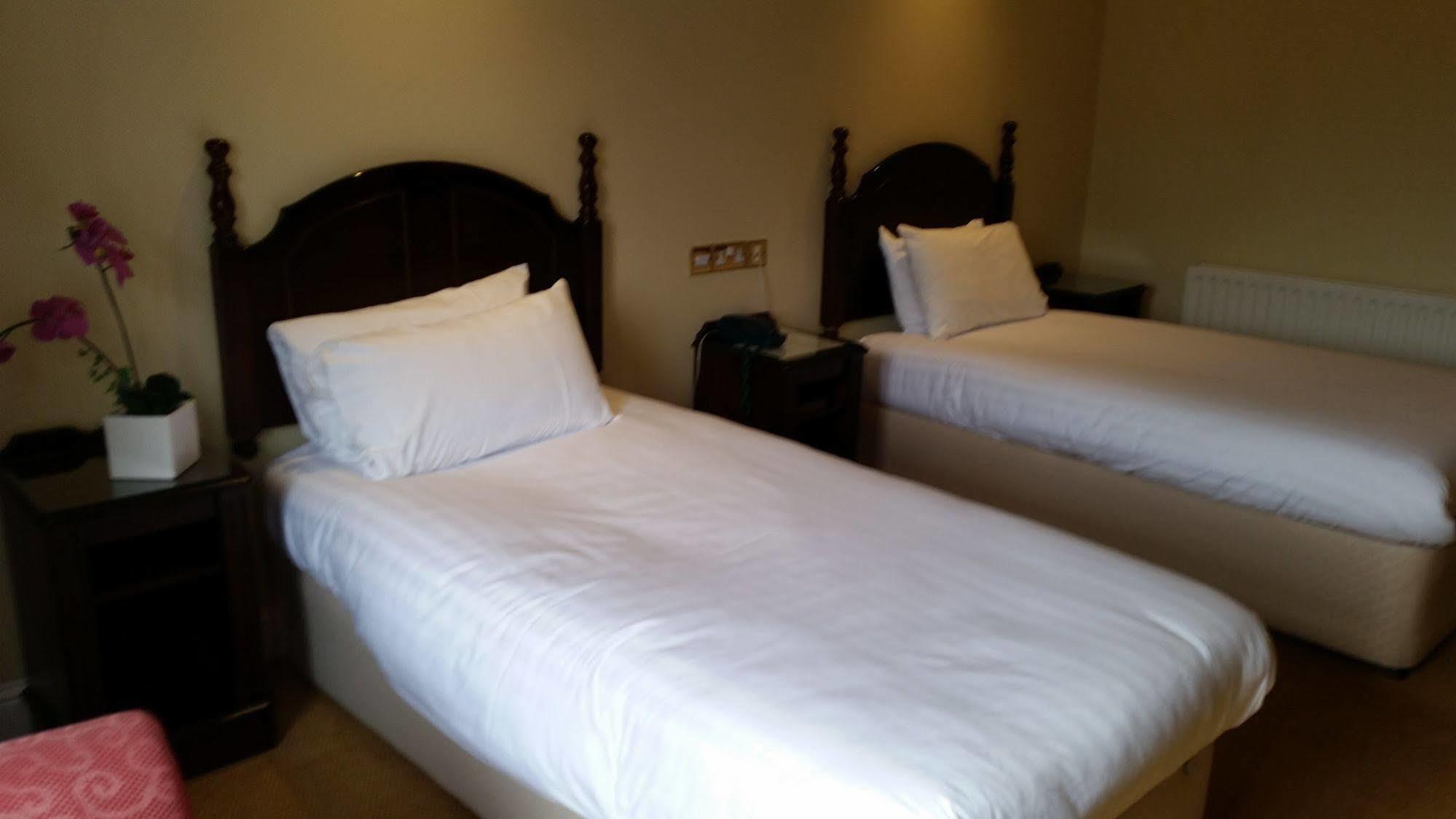 Twin Trees Hotel & Leisure Club Ballina  Ngoại thất bức ảnh