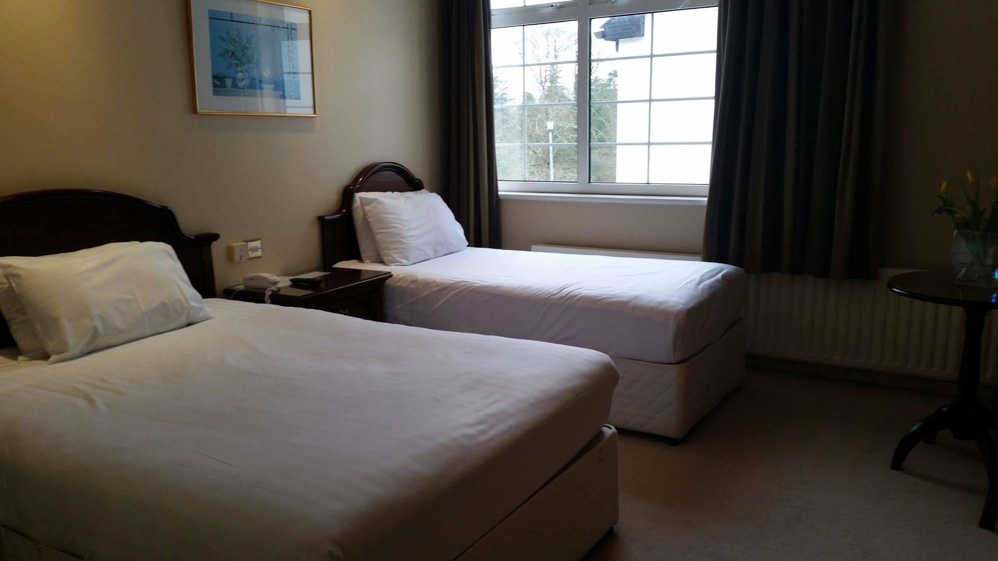 Twin Trees Hotel & Leisure Club Ballina  Ngoại thất bức ảnh